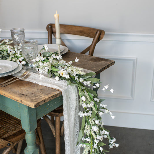 5' White Daisy & Cream Heather Garland