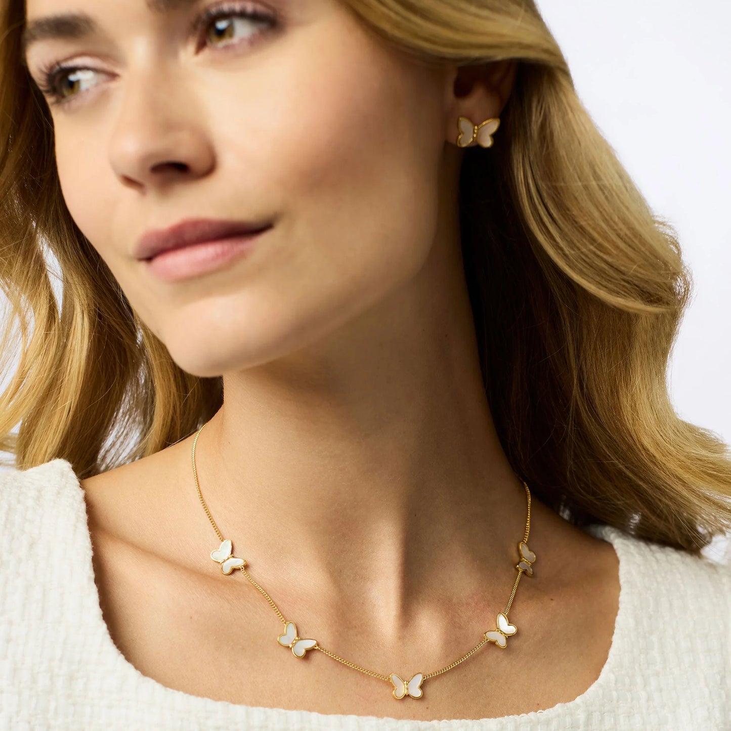 Papillon Delicate Station Butterfly Necklace