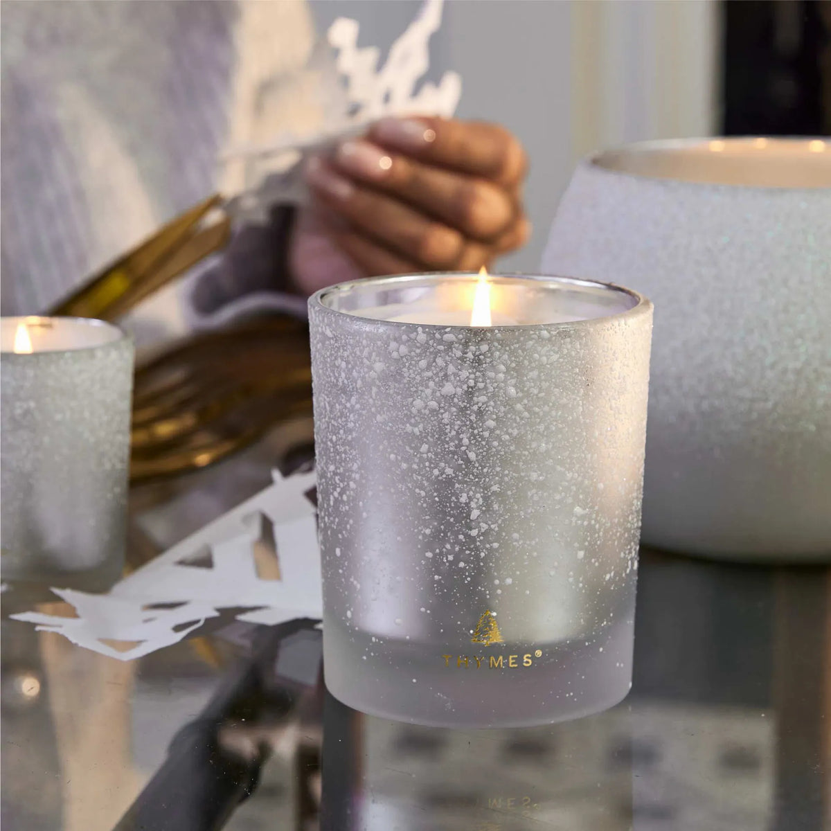 6.5 oz Frasier Fir Flocked Poured Candle