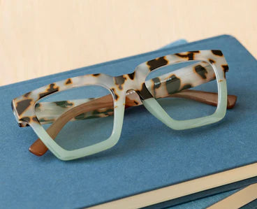 Take a Bow Progressive Reading Glasses