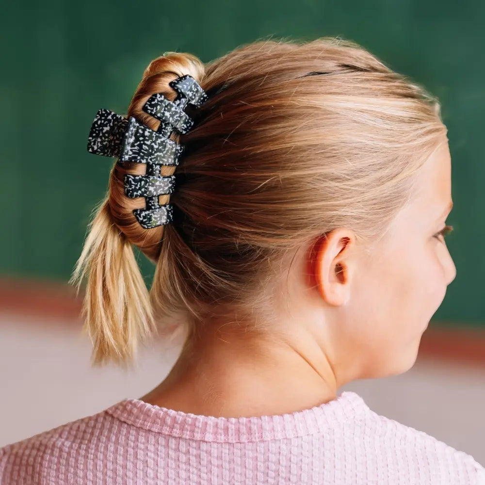 Medium Classic Hair Clip