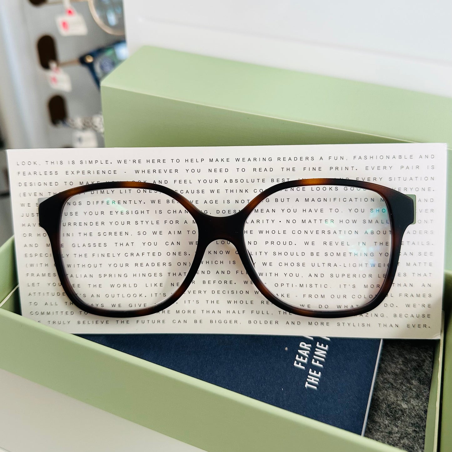 Stella Look Optic Readers