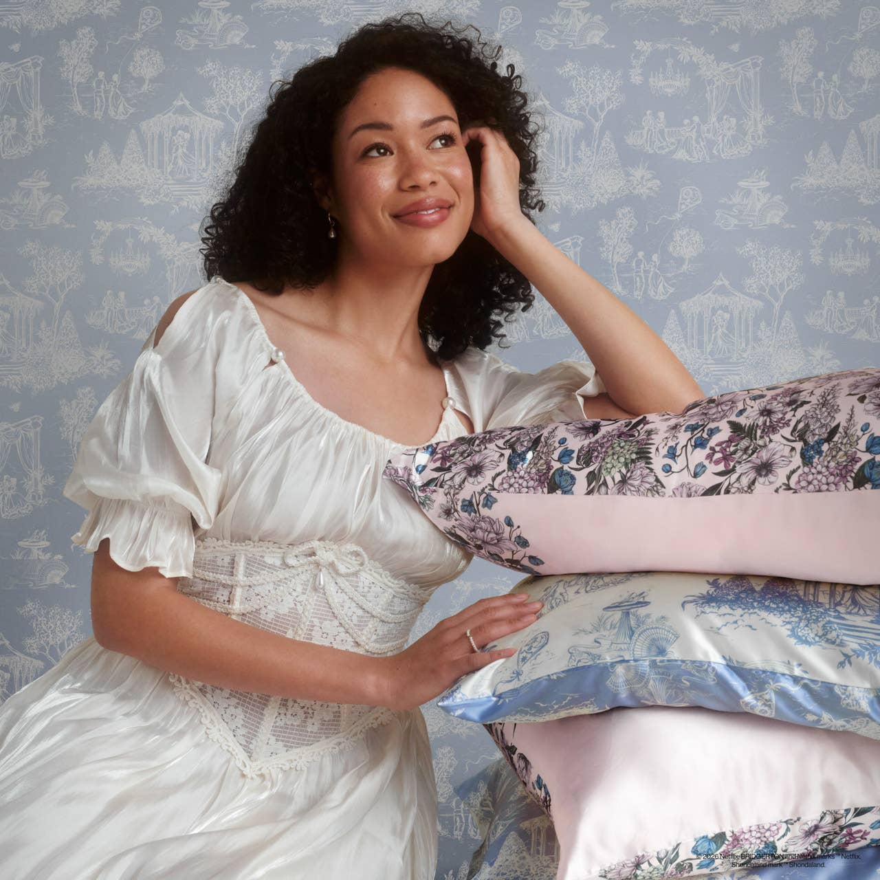 Bridgerton x Kitsch Satin Pillowcase in Wisteria - King