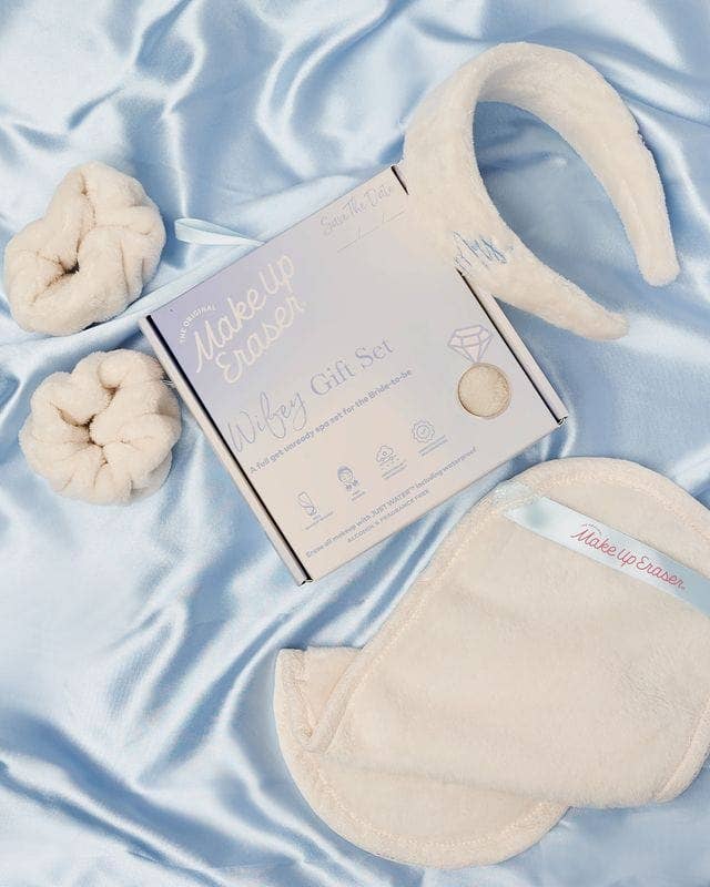 MakeUp Eraser Wifey Set