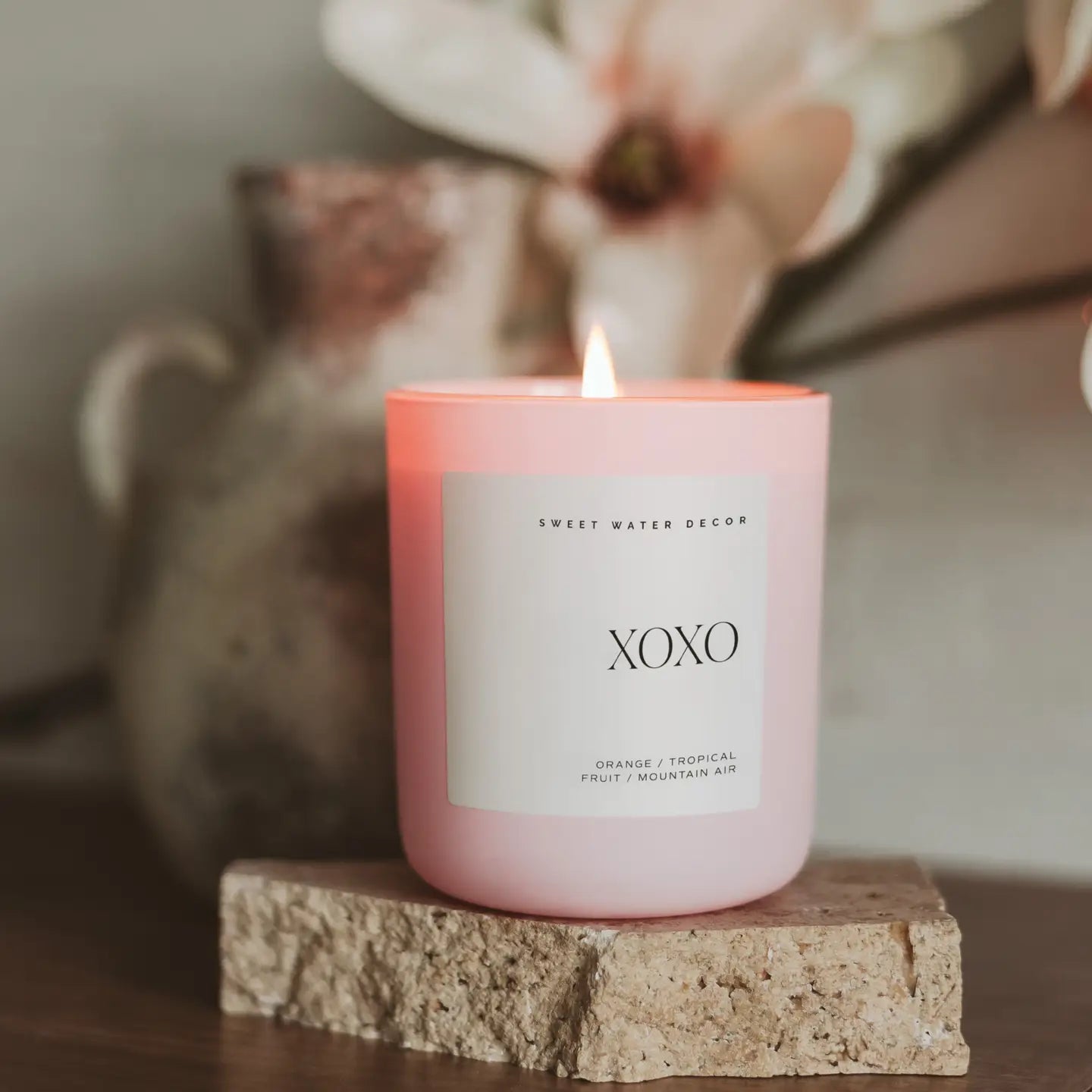 Pink "XOXO" 15oz. Candle
